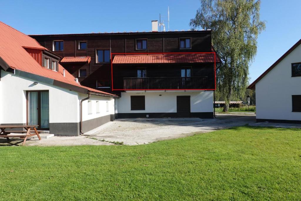 U Jezera Lipno - Nove * Nova Pec